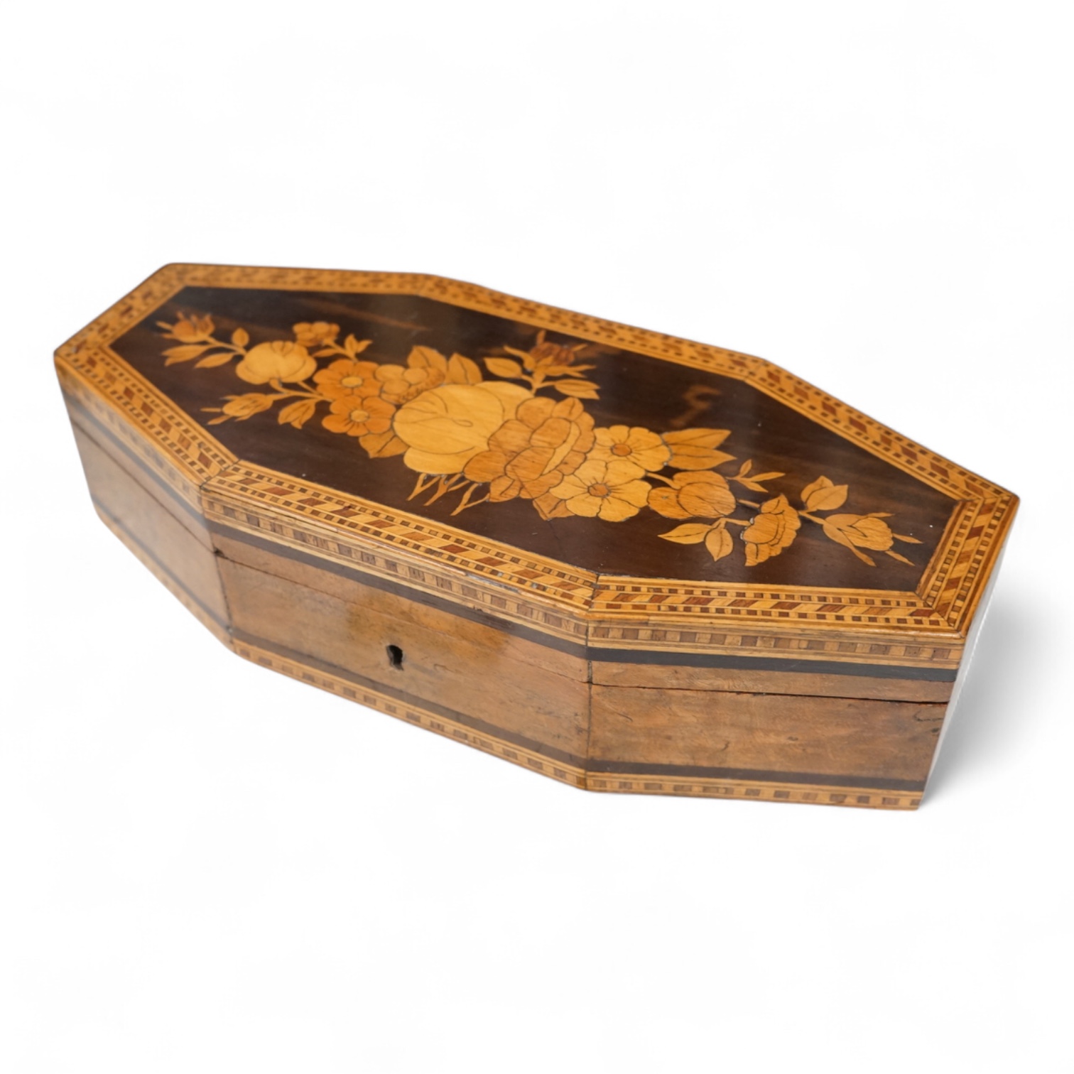 A Tunbridgeware octagonal box, 24cm wide